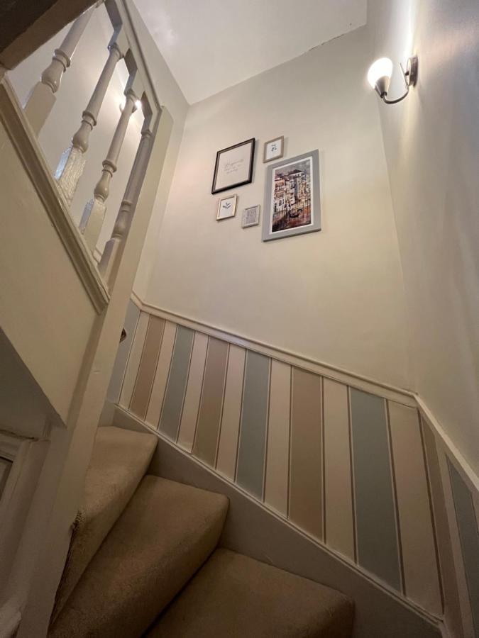 18Th Century Townhouse In Chester City Centre Villa Exteriör bild