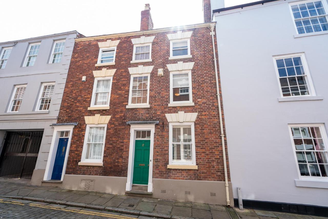 18Th Century Townhouse In Chester City Centre Villa Exteriör bild